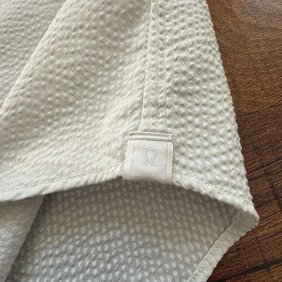 Lululemon Shirt Mens Medium Textured Grid Pocket Casual New Venture Short Sleeve - Picture 9 of 13